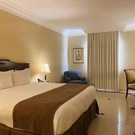 Hotel El Prado Barranquilla  Luaran gambar A room at the hotel