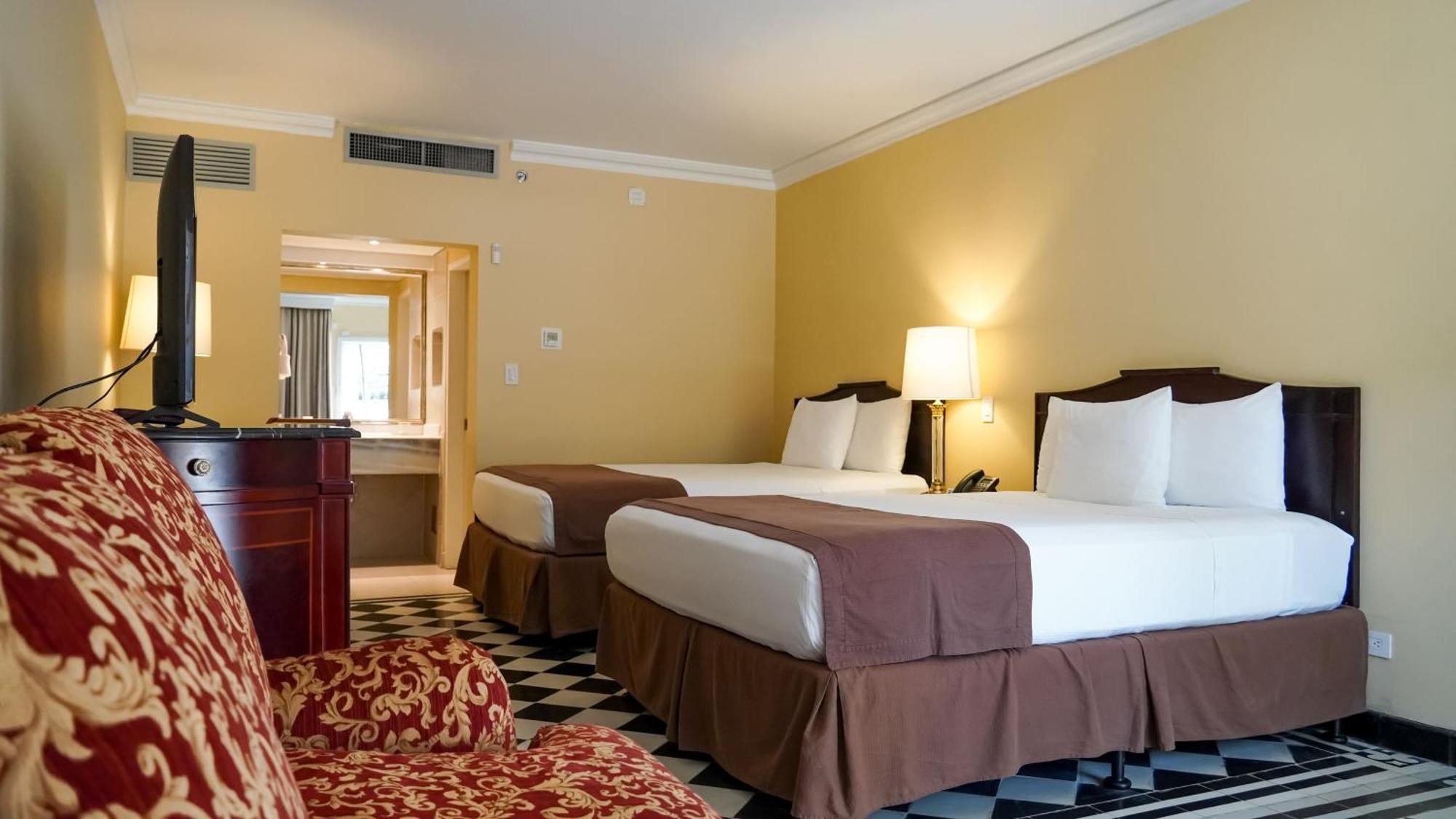Hotel El Prado Barranquilla  Luaran gambar A room at the hotel
