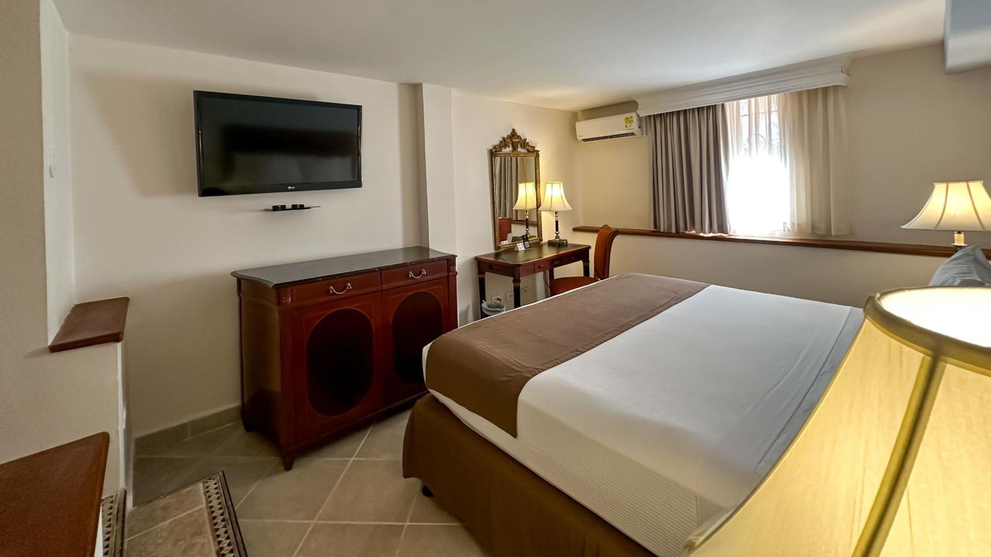 Hotel El Prado Barranquilla  Luaran gambar A room at the hotel
